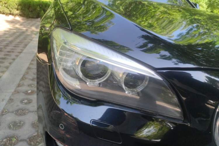 Used BMW 7 Series 2014 730Li Premium Edition Right Front Headlight