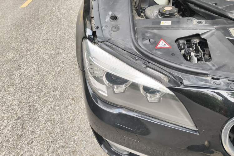 Used BMW 7 Series 2014 730Li Premium Edition Right Front Headlight