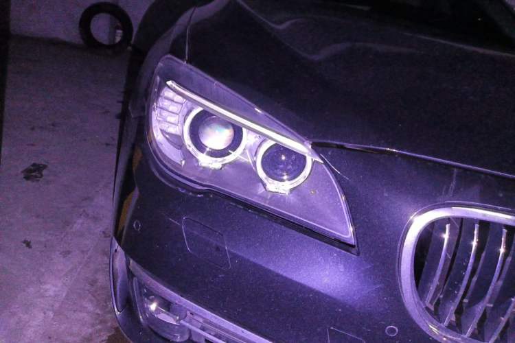 Used BMW 7 Series 2014 730Li Premium Edition Right Front Headlight