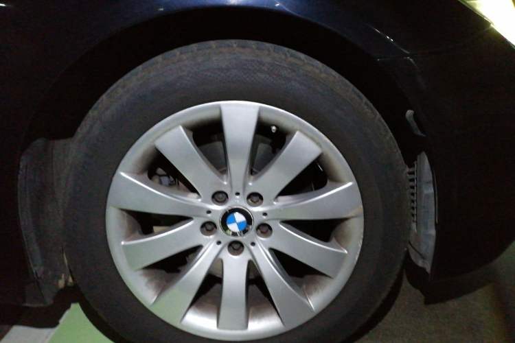 Used BMW 7 Series 2014 730Li Premium Edition Right Front Wheel Hub