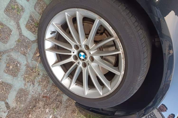 Used BMW 7 Series 2014 730Li Premium Edition Right Front Wheel Hub
