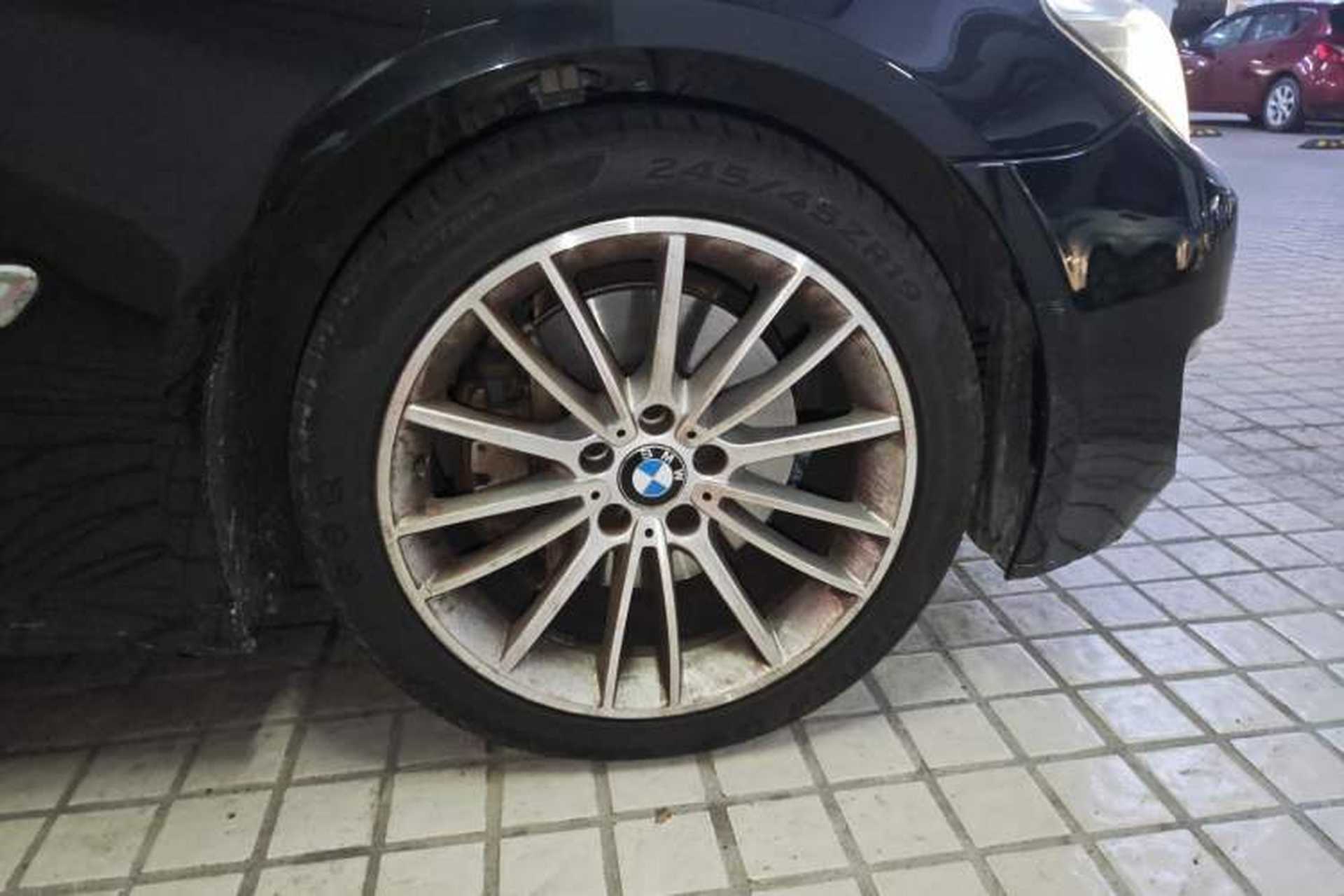 Used BMW 7 Series 2014 730Li Premium Edition Right Front Wheel Hub