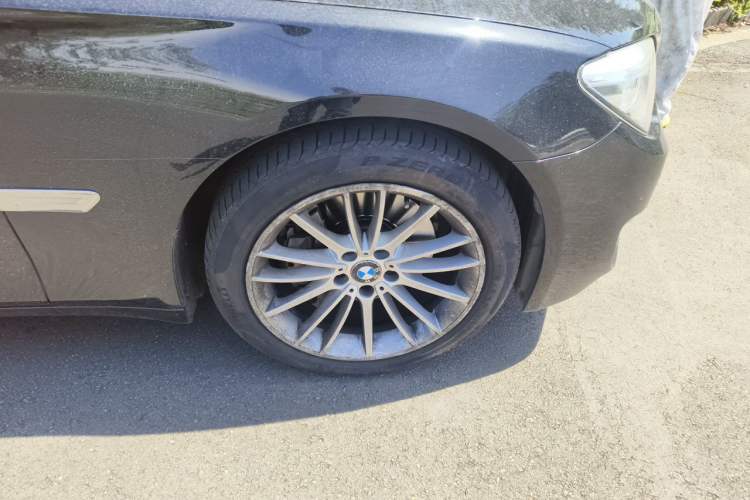 Used BMW 7 Series 2014 730Li Premium Edition Right Front Wheel Hub