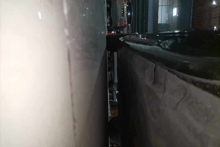 Used BMW 7 Series 2014 730Li Premium Edition Right Side Sill