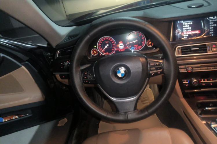 Used BMW 7 Series 2014 730Li Premium Edition Steering Wheel