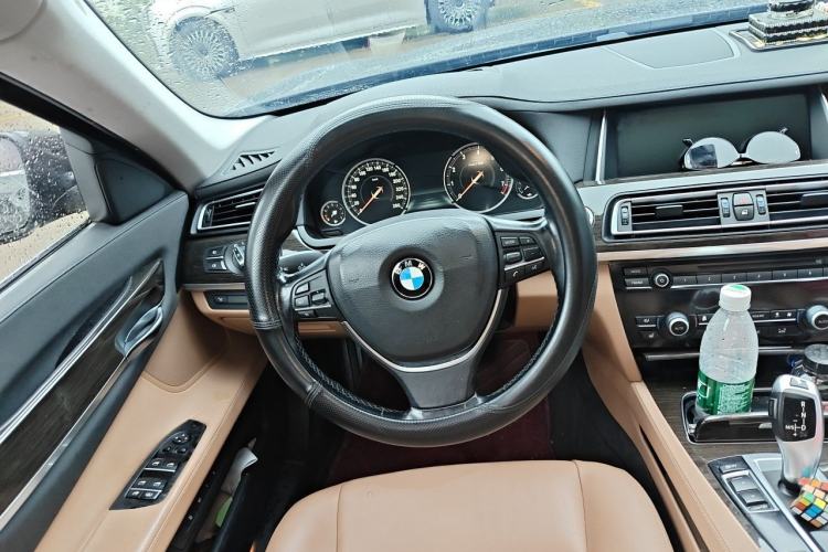 Used BMW 7 Series 2014 730Li Premium Edition Steering Wheel