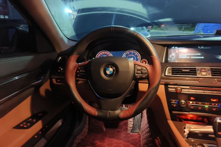 Used BMW 7 Series 2014 730Li Premium Edition Steering Wheel