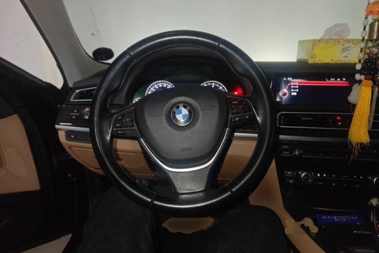 Used BMW 7 Series 2014 730Li Premium Edition Steering Wheel