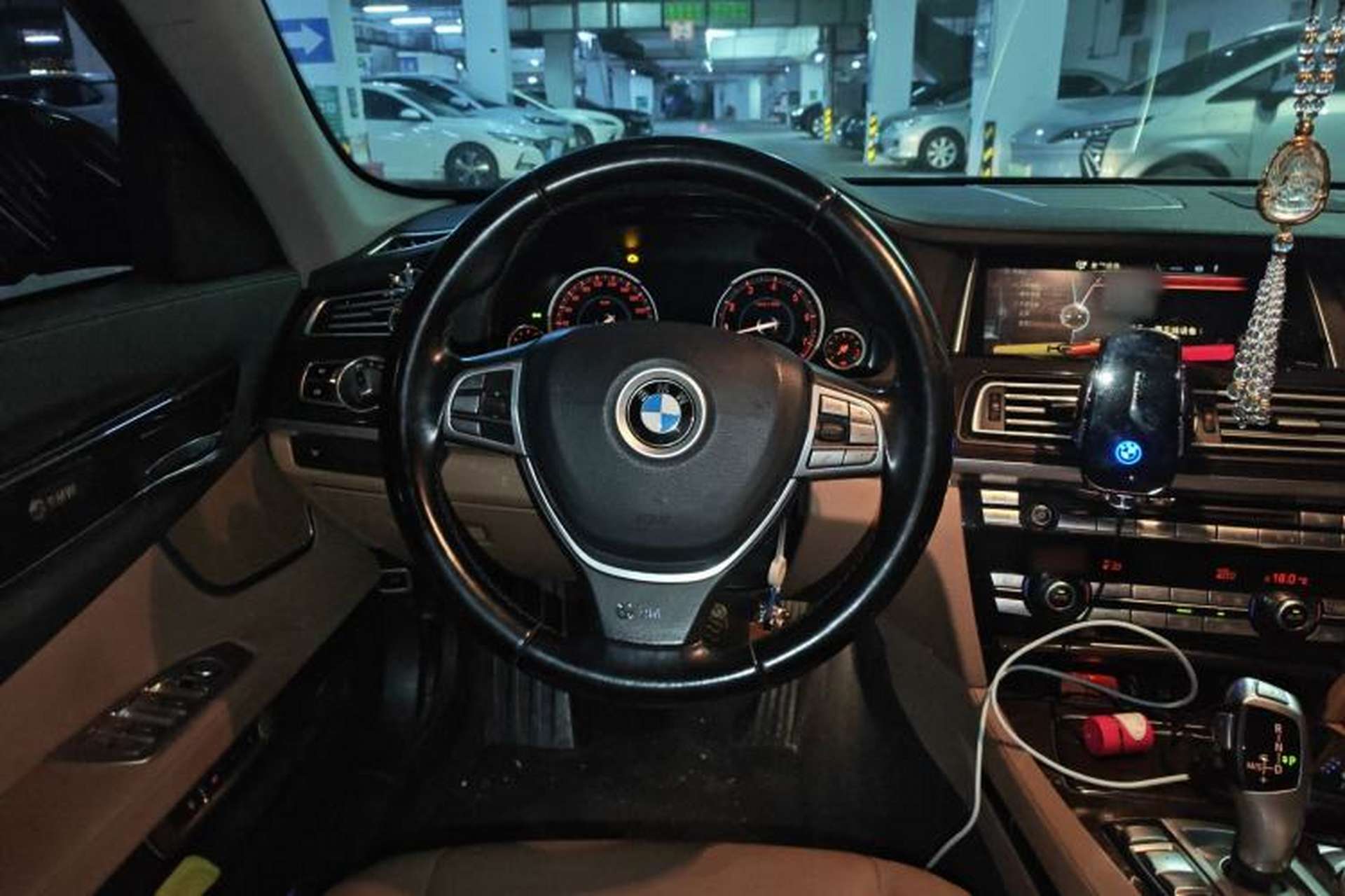 Used BMW 7 Series 2014 730Li Premium Edition Steering Wheel