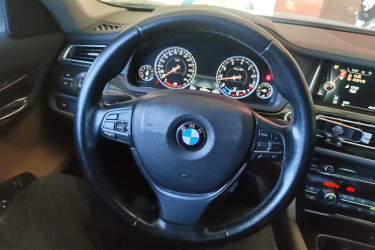 Used BMW 7 Series 2014 730Li Premium Edition Steering Wheel