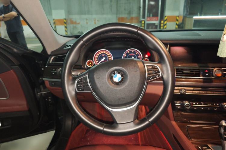 Used BMW 7 Series 2014 730Li Premium Edition Steering Wheel