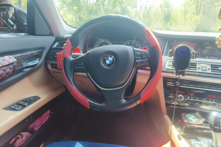 Used BMW 7 Series 2014 730Li Premium Edition Steering Wheel