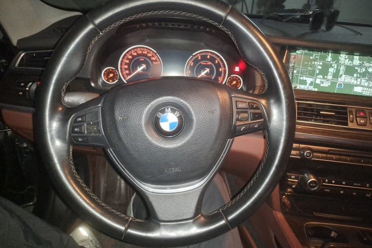 Used BMW 7 Series 2014 730Li Premium Edition Steering Wheel