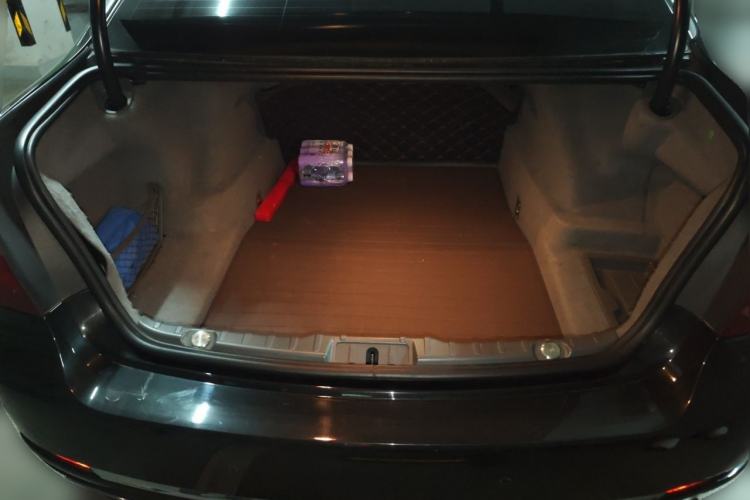 Used BMW 7 Series 2014 730Li Premium Edition Trunk