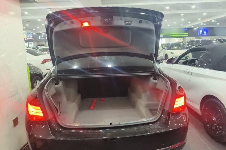 Used BMW 7 Series 2014 730Li Premium Edition Trunk