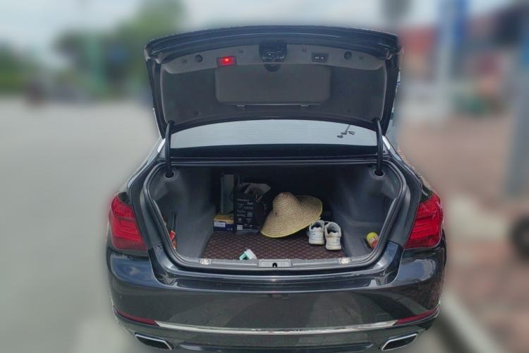 Used BMW 7 Series 2014 730Li Premium Edition Trunk