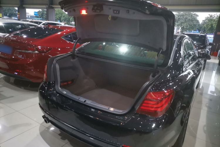 Used BMW 7 Series 2014 730Li Premium Edition Trunk
