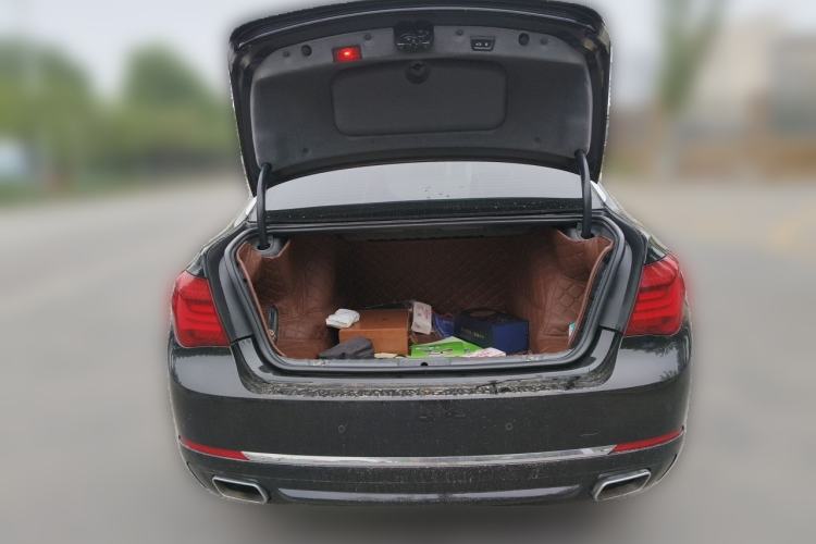 Used BMW 7 Series 2014 730Li Premium Edition Trunk