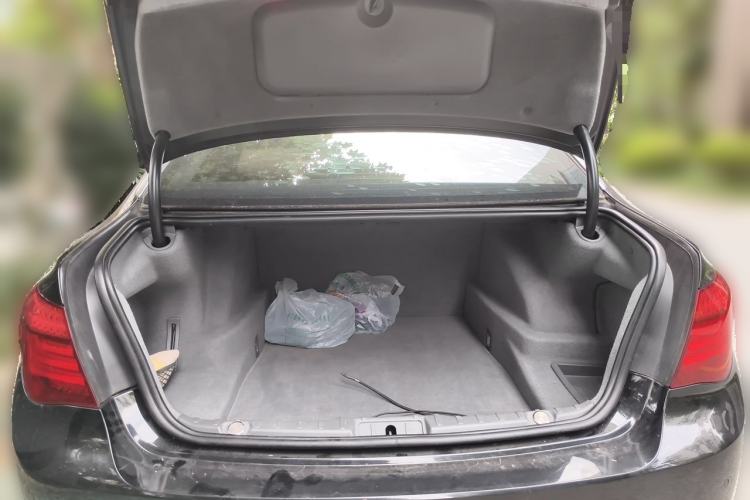 Used BMW 7 Series 2014 730Li Premium Edition Trunk