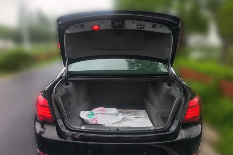 Used BMW 7 Series 2014 730Li Premium Edition Trunk