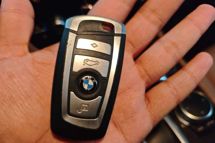 Used BMW 7 Series 2014 730Li Premium Edition Vehicle Key