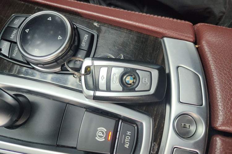 Used BMW 7 Series 2014 730Li Premium Edition Vehicle Key