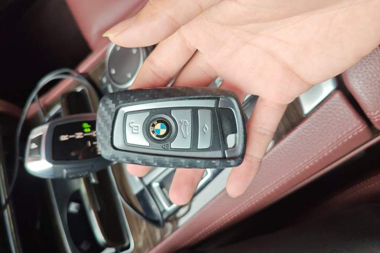 Used BMW 7 Series 2014 730Li Premium Edition Vehicle Key