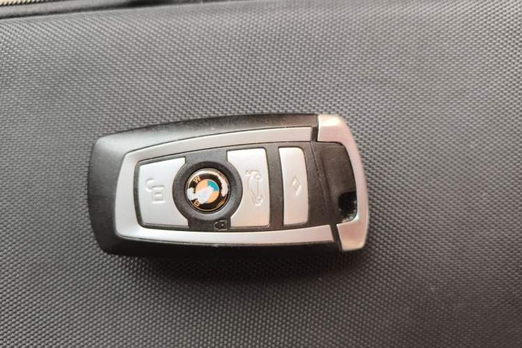 Used BMW 7 Series 2014 730Li Premium Edition Vehicle Key
