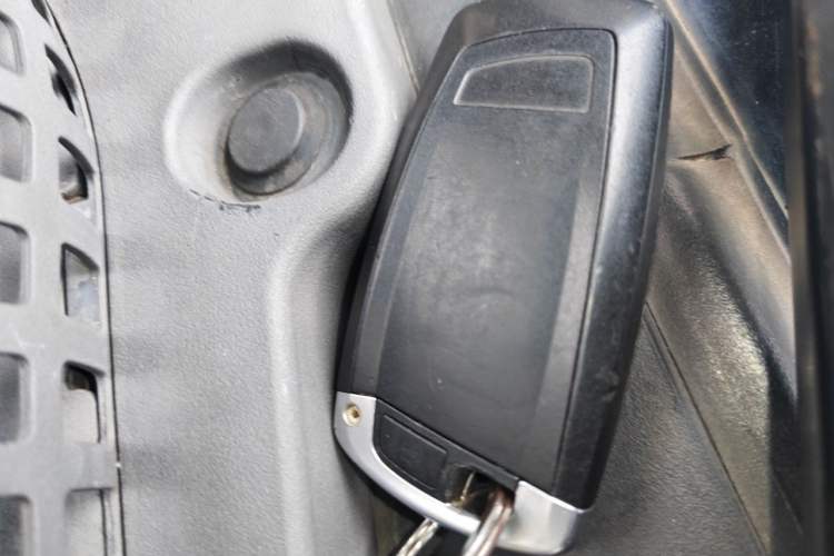 Used BMW 7 Series 2014 730Li Premium Edition Vehicle Key