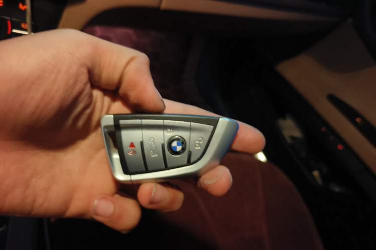 Used BMW 7 Series 2014 730Li Premium Edition Vehicle Key