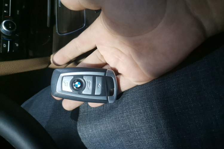 Used BMW 7 Series 2014 730Li Premium Edition Vehicle Key