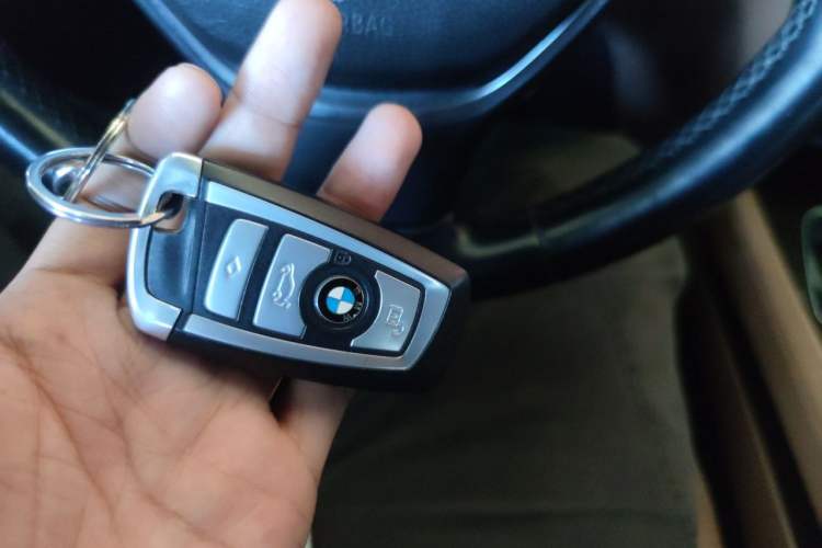Used BMW 7 Series 2014 730Li Premium Edition Vehicle Key