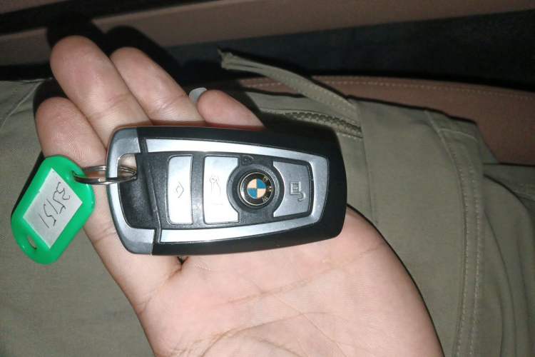 Used BMW 7 Series 2014 730Li Premium Edition Vehicle Key