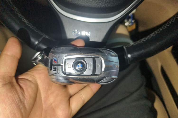 Used BMW 7 Series 2014 730Li Premium Edition Vehicle Key
