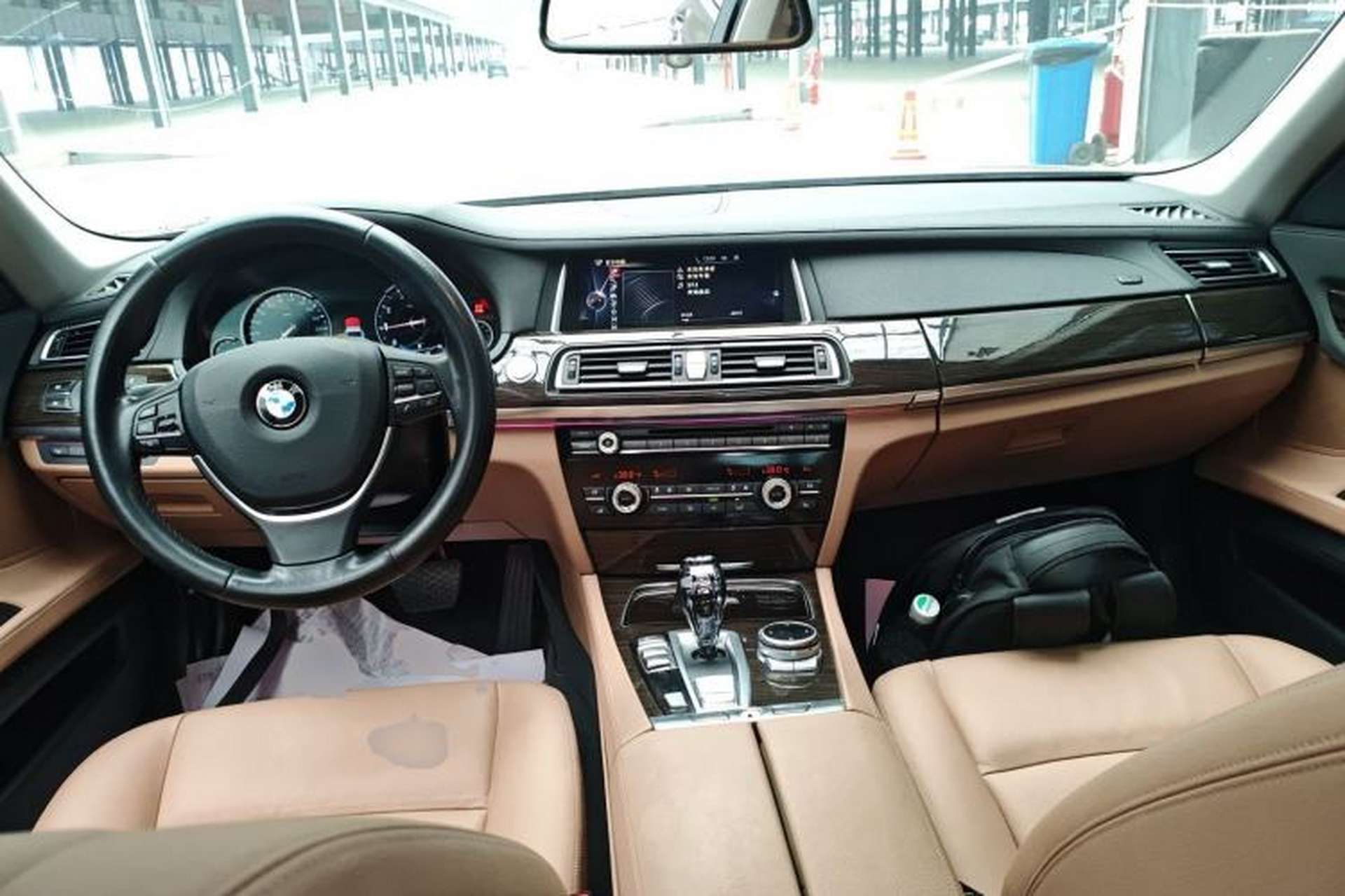 Used BMW 7 Series 2014 730Li Premium Edition Center Console