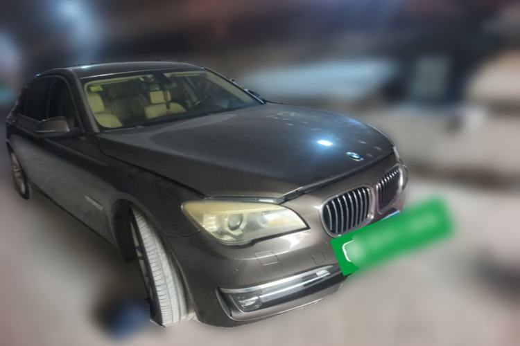 Used BMW 7 Series 2014 730Li Premium Edition Front Right 45 Deg
