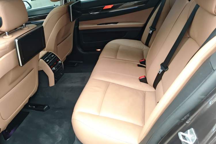 Used BMW 7 Series 2014 730Li Premium Edition Left Rear Seat