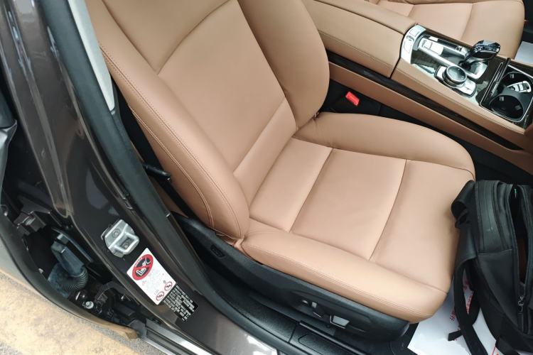 Used BMW 7 Series 2014 730Li Premium Edition Right Front Seat