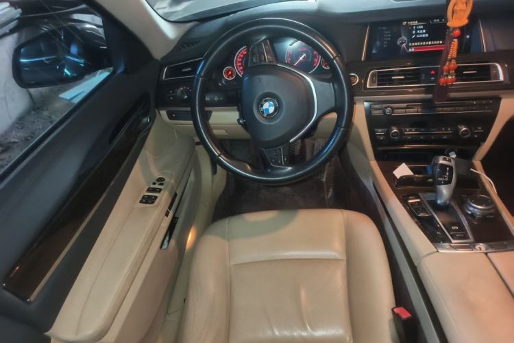 Used BMW 7 Series 2014 730Li Premium Edition Steering Wheel