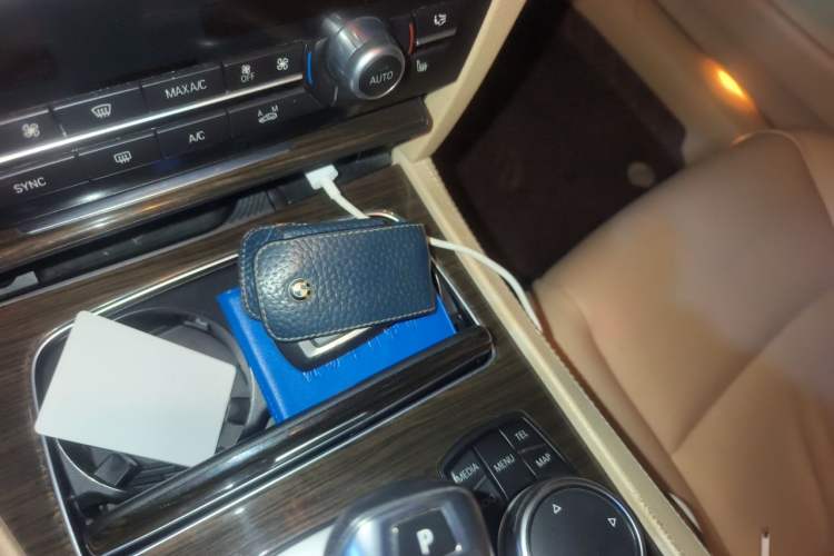 Used BMW 7 Series 2014 730Li Premium Edition Vehicle Key