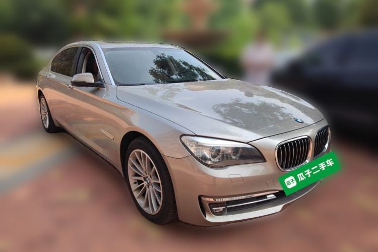 Used BMW 7 Series 2014 730Li Premium Edition Front Right 45 Deg