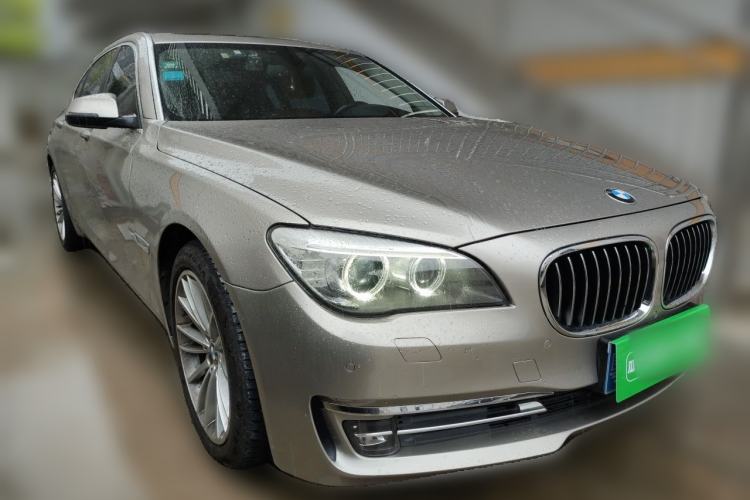 Used BMW 7 Series 2014 730Li Premium Edition Front Right 45 Deg