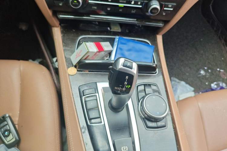 Used BMW 7 Series 2014 730Li Premium Edition Gear Lever