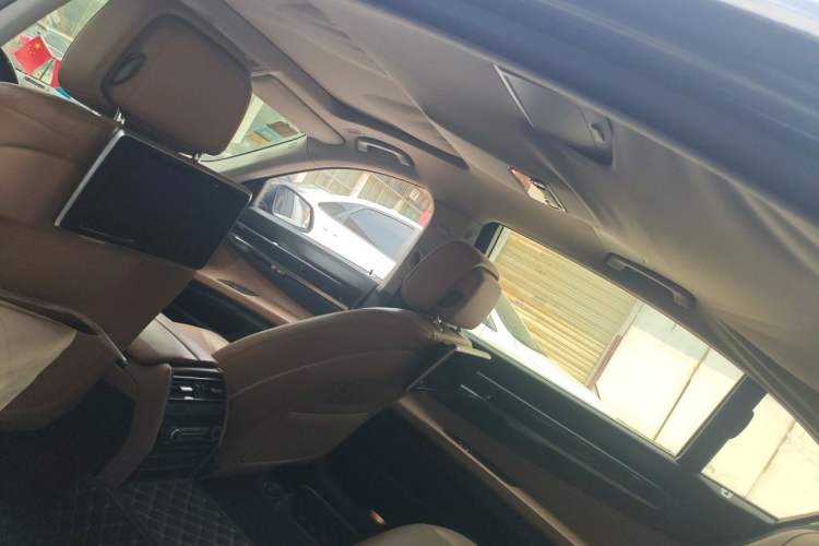 Used BMW 7 Series 2014 730Li Premium Edition Headliner