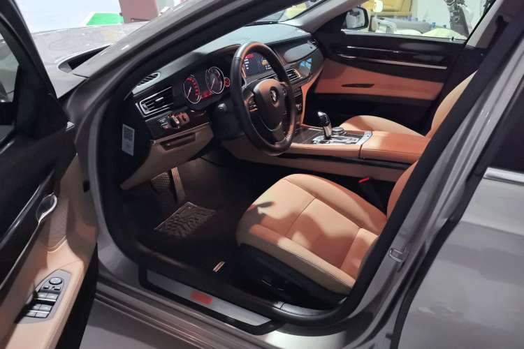 Used BMW 7 Series 2014 730Li Premium Edition Interior 2