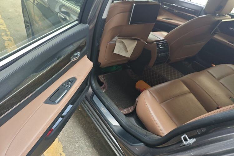 Used BMW 7 Series 2014 730Li Premium Edition Left Rear Seat