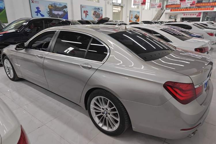 Used BMW 7 Series 2014 730Li Premium Edition Rear Left 45 Deg
