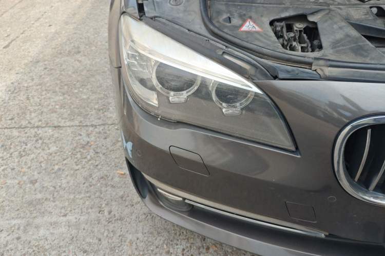 Used BMW 7 Series 2014 730Li Premium Edition Right Front Headlight