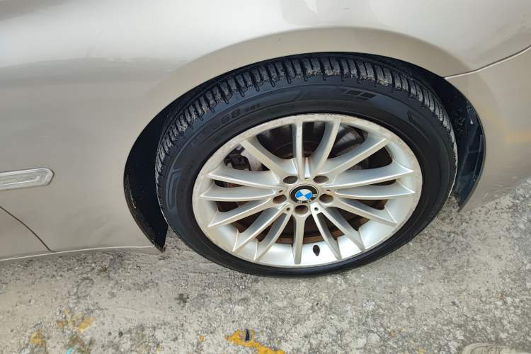 Used BMW 7 Series 2014 730Li Premium Edition Right Front Wheel Hub