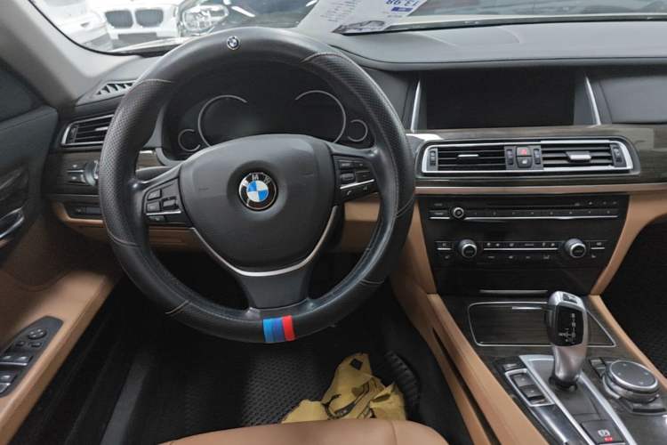 Used BMW 7 Series 2014 730Li Premium Edition Steering Wheel